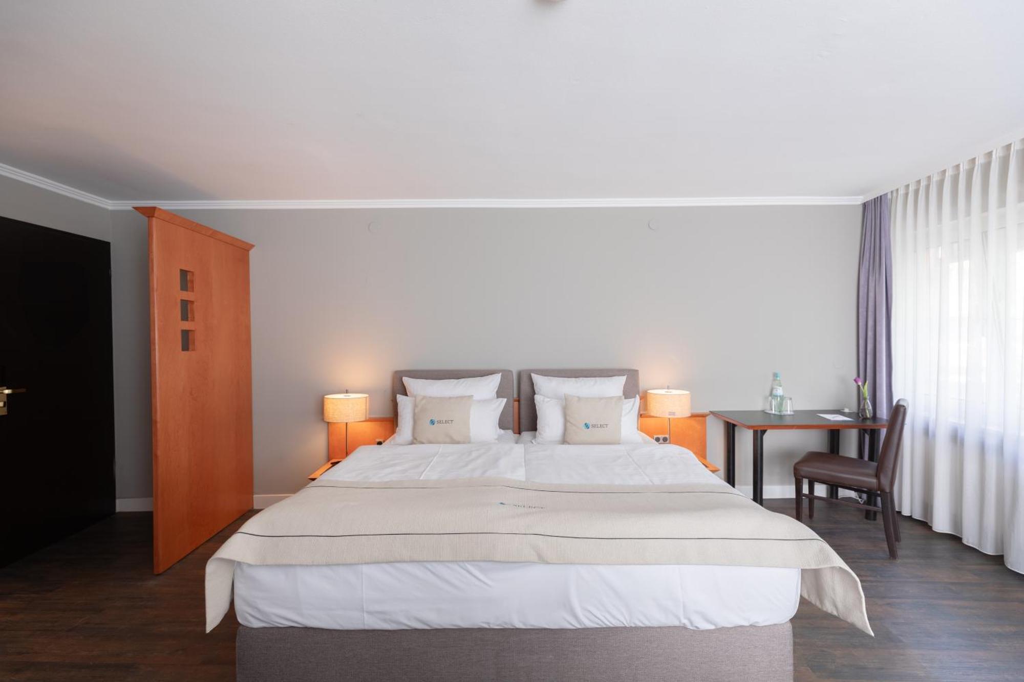 Select Hotel FDH Camera foto